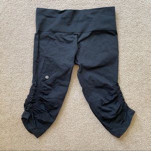 Dark Grey Lululemon Women’s Capris Size 10